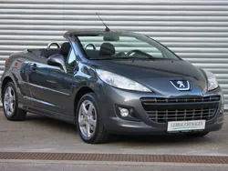 Grau Gebraucht 2012 Peugeot 207 CC Active Cabrio | 5.580 € (Fairer Preis)