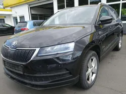 Schwarzmagic perleffekt Gebraucht 2019 Skoda Karoq Ambition SUV | 12.900 €