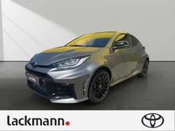 Grau Gebraucht 2025 Toyota Yaris Kleinwagen | 47.890 € (Guter Preis)
