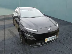Schwarz Gebraucht 2022 Hyundai Kona SUV | 17.399 € (Guter Preis)
