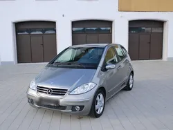 Grau Gebraucht 2006 Mercedes A200 Avantgarde Edition Kleinwagen | 2.949 € (Fairer Preis)