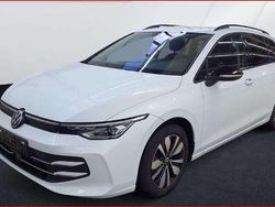 Oryxweiß perlmutteffekt Gebraucht 2024 VW Golf VIII Goal Kombi | 29.980 € (Superpreis)