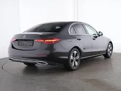 Gebraucht 2024 Mercedes C220 | 38.249 € (Guter Preis)