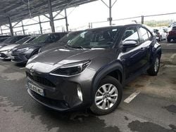 Grau Gebraucht 2022 Toyota Yaris Cross Business Edition SUV | 17.615 € (Guter Preis)