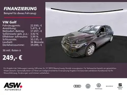 Deep black perleffekt Gebraucht 2022 VW Golf VIII Life Limousine | 22.930 € (Fairer Preis)