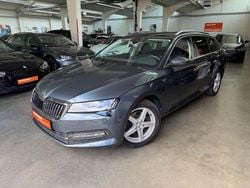 Grau Gebraucht 2021 Skoda Superb Style Kombi | 23.680 € (Guter Preis)