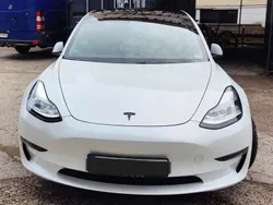 Weiß Gebraucht 2021 Tesla Model 3 Limousine | 27.500 € (Etwas zu teuer)