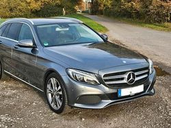 Grau Gebraucht 2017 Mercedes C200 Kombi | 17.000 € (Fairer Preis)