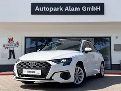 Weiß Gebraucht 2023 Audi A3 Sportback Sport Limousine | 27.900 € (Fairer Preis)