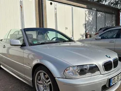 Silber Gebraucht 2002 BMW 320 Cabriolet M Sport Cabrio | 16.499 €