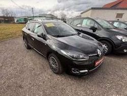 Schwarz Gebraucht 2016 Renault Mégane GrandTour Bose Edition Kombi | 9.920 € (Teuer)