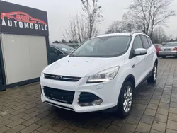 Weiß Gebraucht 2013 Ford Kuga Titanium SUV | 9.499 € (Superpreis)