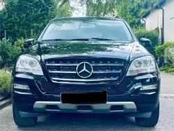 Schwarz Gebraucht 2010 Mercedes ML350 SUV | 13.899 € (Fairer Preis)