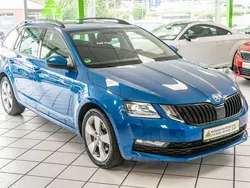 Blau Gebraucht 2018 Skoda Octavia Clever Kombi | 17.950 € (Fairer Preis)
