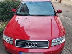 Rot Gebraucht 2001 Audi A4 Limousine | 2.300 € (Fairer Preis)
