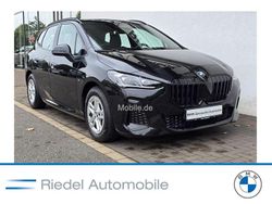 Schwarz Gebraucht 2024 BMW 218 Active Tourer M Sport Van / Kleinbus | 29.390 € (Guter Preis)