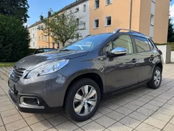 Grau Gebraucht 2015 Peugeot 2008 Style SUV | 8.900 € (Guter Preis)