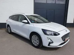 Weiß Gebraucht 2020 Ford Focus Kombi | 10.950 € (Superpreis)