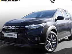 Schwarz Gebraucht 2023 Dacia Jogger Expression Kombi | 17.977 € (Guter Preis)