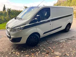 Weiß Gebraucht 2016 Ford Transit Custom Van / Kleinbus | 22.500 € (Teuer)