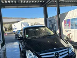 Mercedes R320