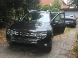 Schwarz Gebraucht 2014 Dacia Duster SUV | 7.500 € (Fairer Preis)