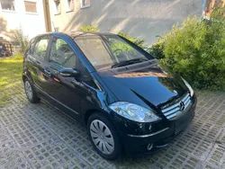 Schwarz Gebraucht 2006 Mercedes A170 Van / Kleinbus | 3.800 € (Fairer Preis)