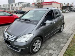 Grau Gebraucht 2011 Mercedes A180 Limousine | 5.300 € (Guter Preis)