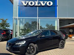 Schwarz Gebraucht 2018 Volvo V40 Kinetic Kombi | 14.900 € (Guter Preis)