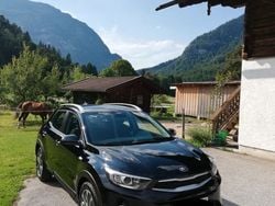 Schwarz Gebraucht 2019 Kia Stonic Spirit SUV | 13.500 € (Fairer Preis)