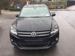Schwarz Gebraucht 2015 VW Tiguan LOUNGE SUV | 12.400 € (Guter Preis)