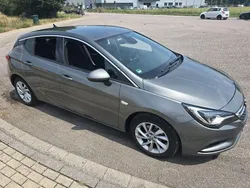 Grau Gebraucht 2018 Opel Astra Dynamic Limousine | 14.200 € (Fairer Preis)