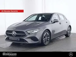 lack mountaingrau Gebraucht 2024 Mercedes A200 Advanced Limousine | 30.290 € (Fairer Preis)