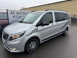 Silber Gebraucht 2020 Mercedes Vito Van / Kleinbus | 42.000 €