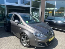 Grau Gebraucht 2014 Seat Altea XL 4You Van / Kleinbus | 6.990 € (Fairer Preis)