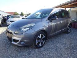 Grau Gebraucht 2012 Renault Scénic III Bose Edition Van / Kleinbus | 3.000 € (Fairer Preis)