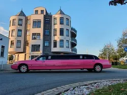 Schwarz Gebraucht 2005 Lincoln Town Car Limousine | 12.990 €