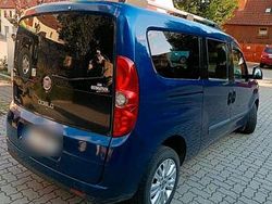 Blau Gebraucht 2012 Fiat Doblò Basis Van / Kleinbus | 6.700 € (Etwas zu teuer)