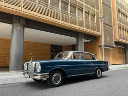 Blau Gebraucht 1963 Mercedes 220 Limousine | 26.000 €