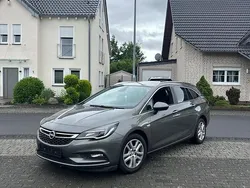 Grau Gebraucht 2017 Opel Astra Dynamic Kombi | 6.950 € (Guter Preis)