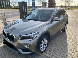 Silber Gebraucht 2016 BMW X1 Advantage SUV | 13.000 €