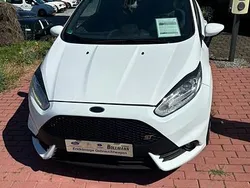 Weiß Gebraucht 2015 Ford Fiesta ST Kleinwagen | 14.500 €