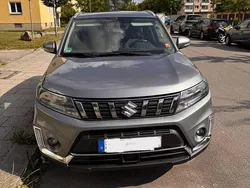 Grau Gebraucht 2020 Suzuki Vitara SUV | 15.300 € (Fairer Preis)