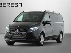 Schwarz Gebraucht 2024 Mercedes V250 Avantgarde Van / Kleinbus | 70.780 € (Fairer Preis)