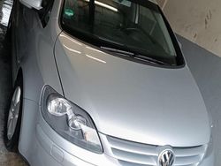 Silber Gebraucht 2007 VW Golf Plus Cross Van / Kleinbus | 6.400 € (Teuer)