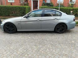 Grau Gebraucht 2006 BMW 320 M Sport Limousine | 2.650 € (Superpreis)