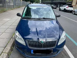 Blau Gebraucht 2012 Skoda Fabia Active Limousine | 3.990 € (Fairer Preis)