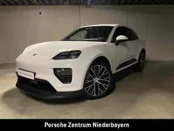 Weiss Gebraucht 2025 Porsche Macan SUV | 83.490 € (Superpreis)