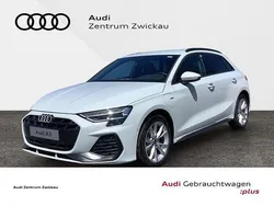 Gletscherweiß metallic Gebraucht 2025 Audi A3 Sportback e-tron S-Line Limousine | 52.190 €