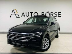 Blau Gebraucht 2022 VW Touareg SUV | 34.890 € (Guter Preis)